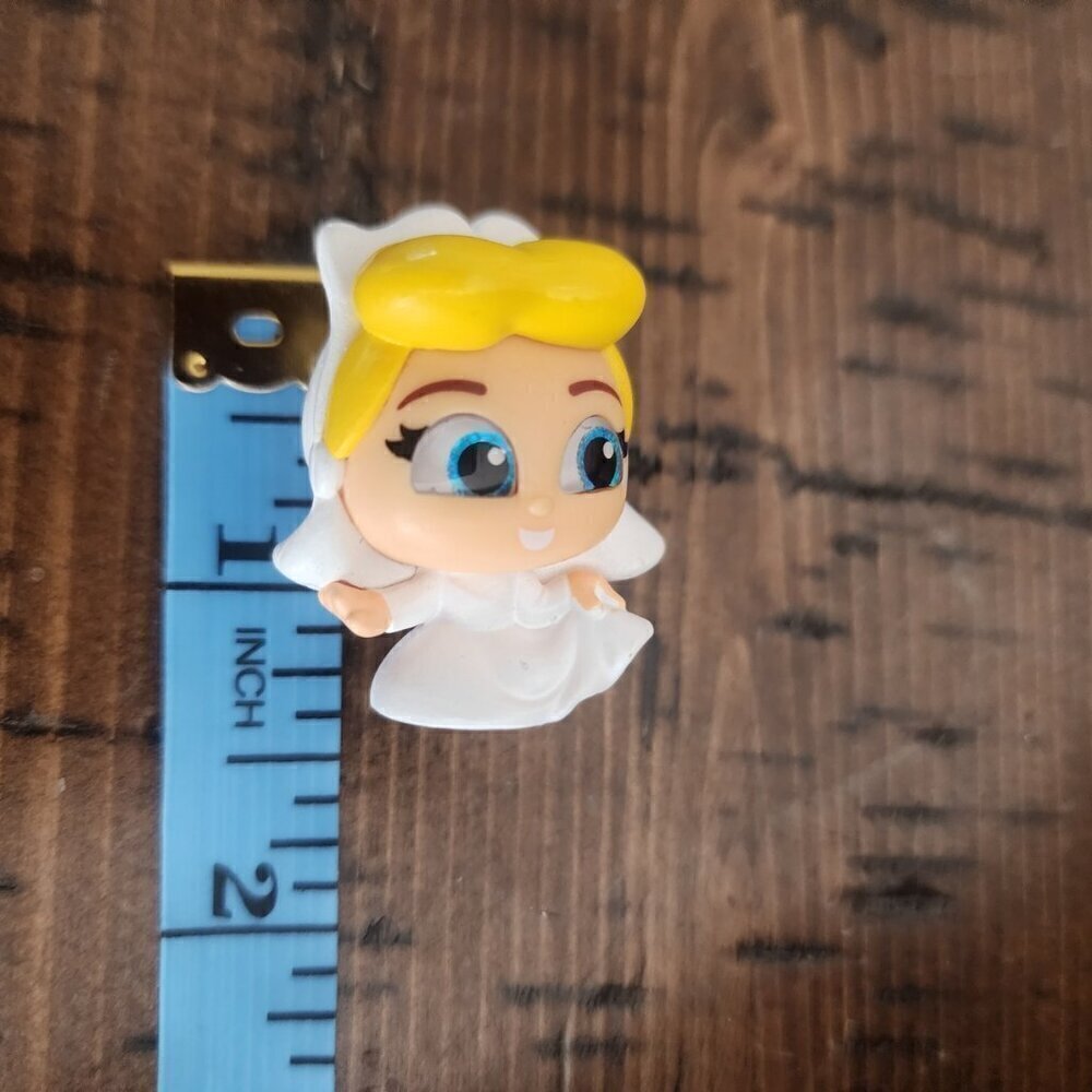 Disney Doorables Series 5 "Cinderella" - Picture 7 of 10